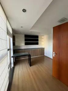 Sala Comercial para alugar, 32m² no Moinhos de Vento, Porto Alegre