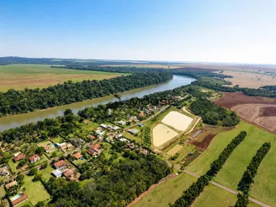 Casa de Condomínio com 4 Quartos à venda, 1600m² no , Ivatuba