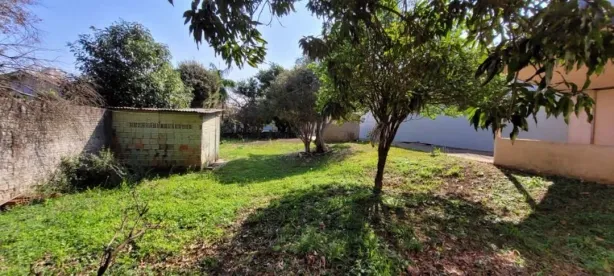 Lote/Terreno à venda, 748m² no Centro, Cascavel