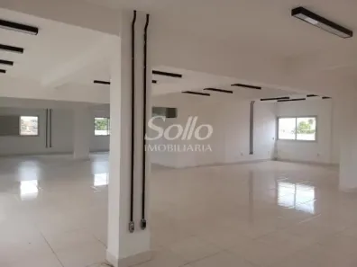 Prédio Comercial para alugar, 560m² no Granada, Uberlândia