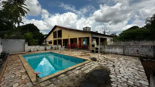 Casa com 4 Quartos à venda, 500m² no Abolição, Mossoró