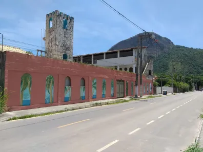 Casa com 12 Quartos à venda, 300m² no Recanto de Itaipuaçu (Itaipuaçu), Maricá
