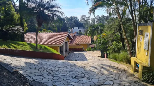 Casa de Condomínio com 4 Quartos à venda, 600m² no Alpes dos Araçás (Jordanésia), Cajamar