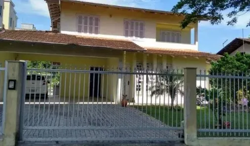 Sobrado com 2 Quartos à venda, 280m² no Santo Antônio, Joinville