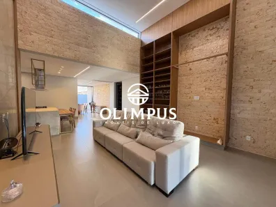 Casa de Condomínio com 3 Quartos à venda, 230m² no Granja Marileusa, Uberlândia