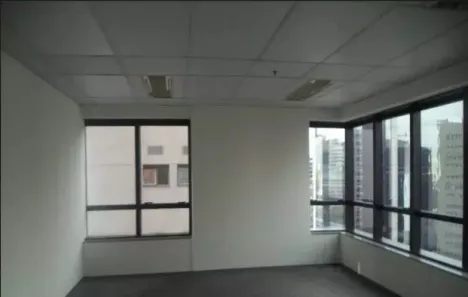 Sala Comercial para alugar, 88m² no Vila Olímpia, São Paulo