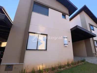 Casa com 3 Quartos à venda, 100m² no Parque Primavera, Poços de Caldas