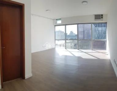 Sala Comercial à venda, 32m² no São Geraldo, Porto Alegre