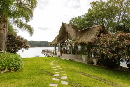 Fazenda/Sítio com 5 Quartos à venda, 580m² no , Campina Grande do Sul