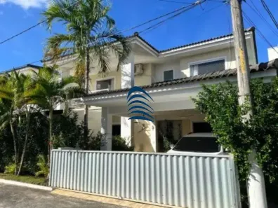 Casa de Condomínio com 4 Quartos à venda, 325m² no Buraquinho, Lauro de Freitas