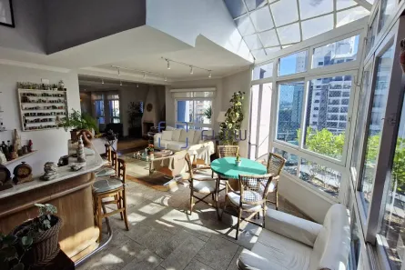 Apartamento com 3 Quartos à venda, 220m² no Vila Suzana, São Paulo