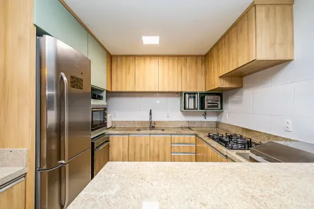 Casa de Condomínio com 3 Quartos à venda, 158m² no Mercês, Curitiba