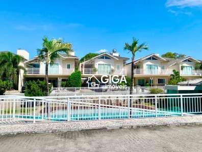 Casa de Condomínio com 4 Quartos à venda, 310m² no Sapiranga-Coité, Fortaleza