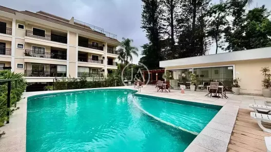 Cobertura com 3 Quartos à venda, 180m² no Itaipava, Petrópolis