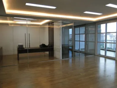 Sala Comercial para alugar, 160m² no Vila Cordeiro, São Paulo