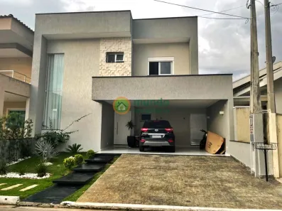 Sobrado com 3 Quartos à venda, 230m² no Piracangaguá, Taubaté