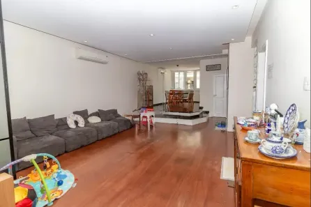 Casa com 4 Quartos à venda, 390m² no Vila Ipojuca, São Paulo