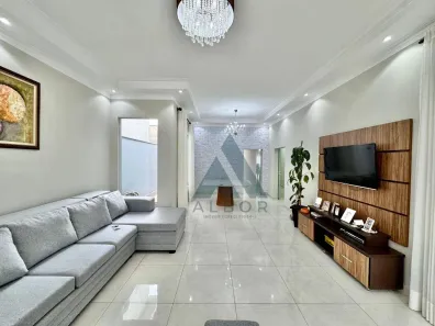 Casa de Condomínio com 3 Quartos à venda, 220m² no Jardim Marabá, Itapetininga
