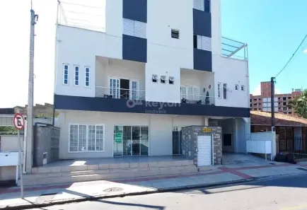 Sala Comercial para alugar, 130m² no Dehon, Tubarão