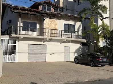 Casa com 4 Quartos à venda, 441m² no Itaum, Joinville