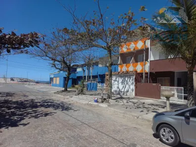 Sobrado com 4 Quartos à venda, 150m² no Balneário Riviera, Matinhos