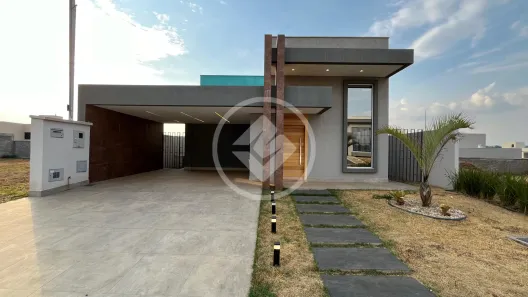 Casa de Condomínio com 3 Quartos à venda, 169m² no Jardins Porto, Senador Canedo