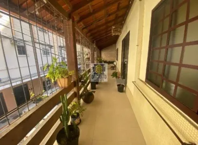 Casa com 5 Quartos à venda, 300m² no Centro, Vitória