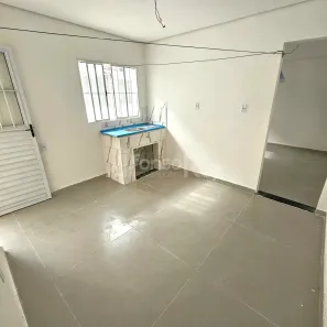 Casa com 1 Quarto para alugar, 75m² no Vila Divina Pastora, São Paulo
