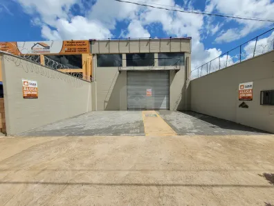 Galpão/Depósito/Armazém para alugar, 230m² no Morada Nova, Uberlândia