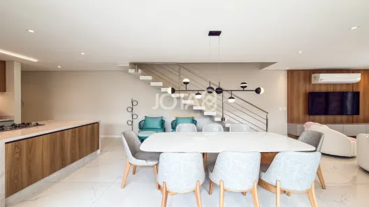 Apartamento com 3 Quartos à venda, 204m² no Hugo Lange, Curitiba