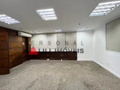Sala Comercial para alugar, 180m² no Campo Belo, São Paulo