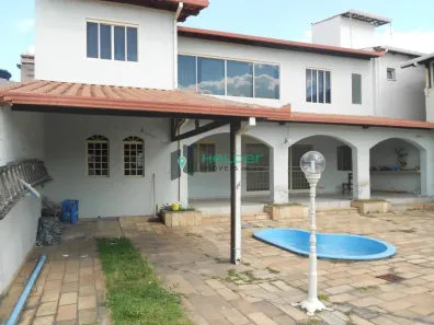 Casa com 2 Quartos à venda, 360m² no Brasiléia, Betim