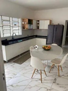Casa com 2 Quartos à venda, 127m² no Jardim Califórnia, Jacareí