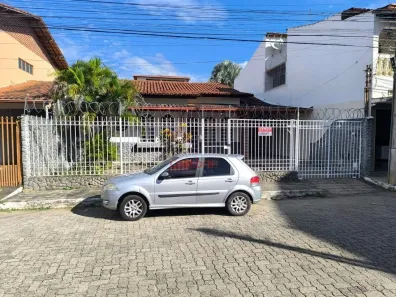 Casa com 2 Quartos à venda, 200m² no Universitário, Governador Valadares