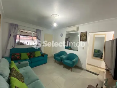 Sobrado com 6 Quartos à venda, 180m² no Jardim Pilar, Mauá