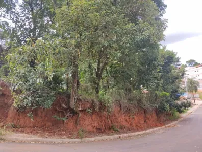 Lote/Terreno à venda, 705m² no Jardim Paulista, Atibaia