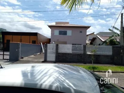 Sobrado com 3 Quartos à venda, 200m² no São Francisco de Assis, Camboriú