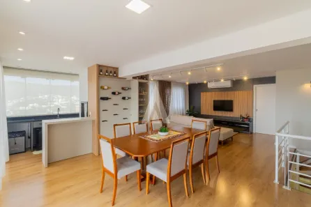 Cobertura com 3 Quartos à venda, 202m² no Bom Retiro, Joinville