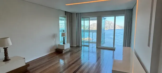 Apartamento com 4 Quartos à venda, 595m² no Boa Viagem, Niterói