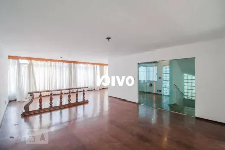 Sobrado com 3 Quartos para alugar, 600m² no Jardim da Glória, São Paulo