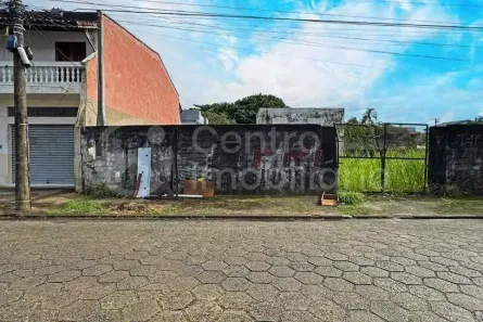 Lote/Terreno à venda, 240m² no Centro, Peruíbe