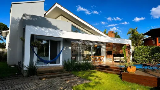 Casa de Condomínio com 3 Quartos à venda, 225m² no , Garopaba