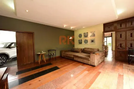 Casa com 4 Quartos à venda, 1000m² no São Luiz, Belo Horizonte