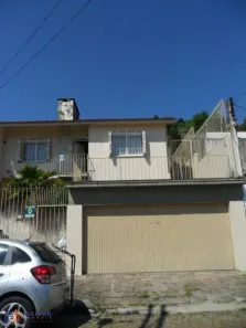 Casa com 3 Quartos à venda, 348m² no Medianeira, Porto Alegre