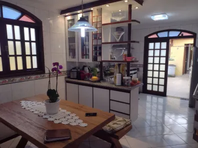 Casa com 4 Quartos à venda, 214m² no Parque Imperial, São Paulo