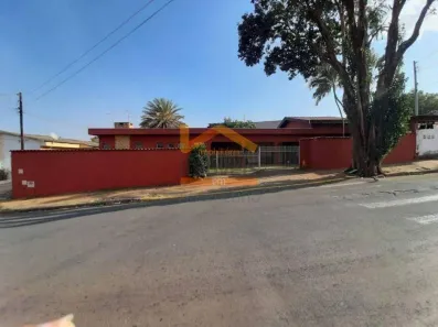 Imóvel Comercial com 4 Quartos à venda, 350m² no Jardim Ipiranga, Americana