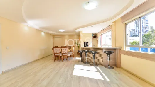 Apartamento com 3 Quartos à venda, 160m² no Água Verde, Curitiba