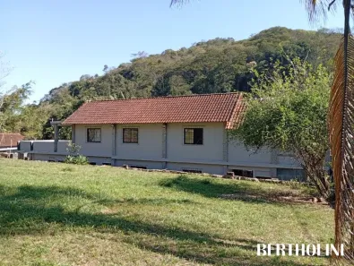 Casa com 4 Quartos para venda ou aluguel, 213m² no , Itatiaia
