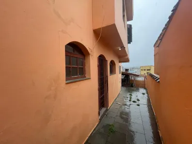 Sobrado com 3 Quartos à venda, 270m² no Vila Suíça, Santo André