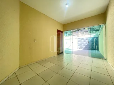 Casa com 3 Quartos para alugar, 90m² no Residencial Olinda, Goiânia